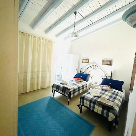 Villa Adel San Teodoro  Bagian luar foto