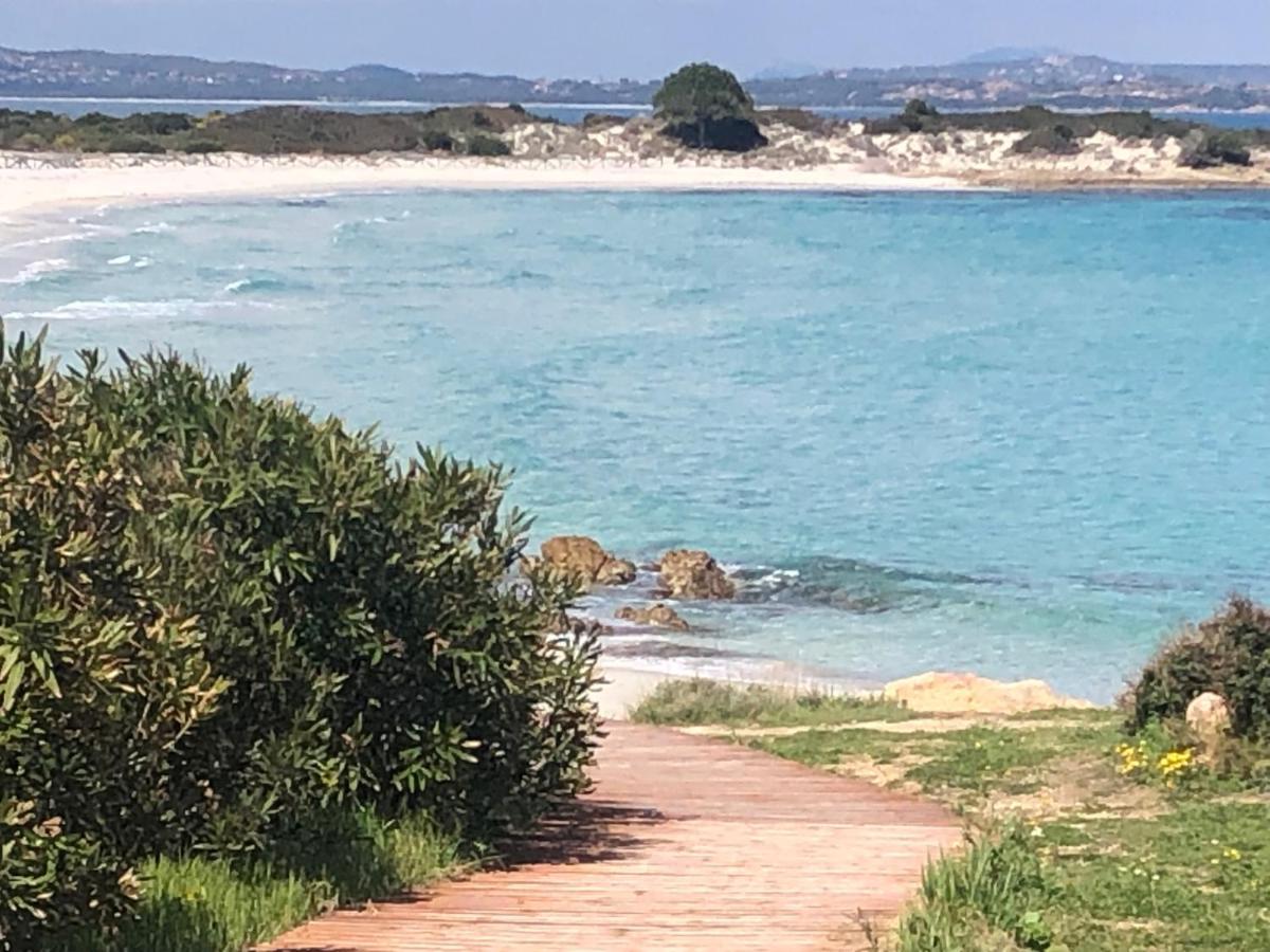 Villa Adel San Teodoro  Bagian luar foto