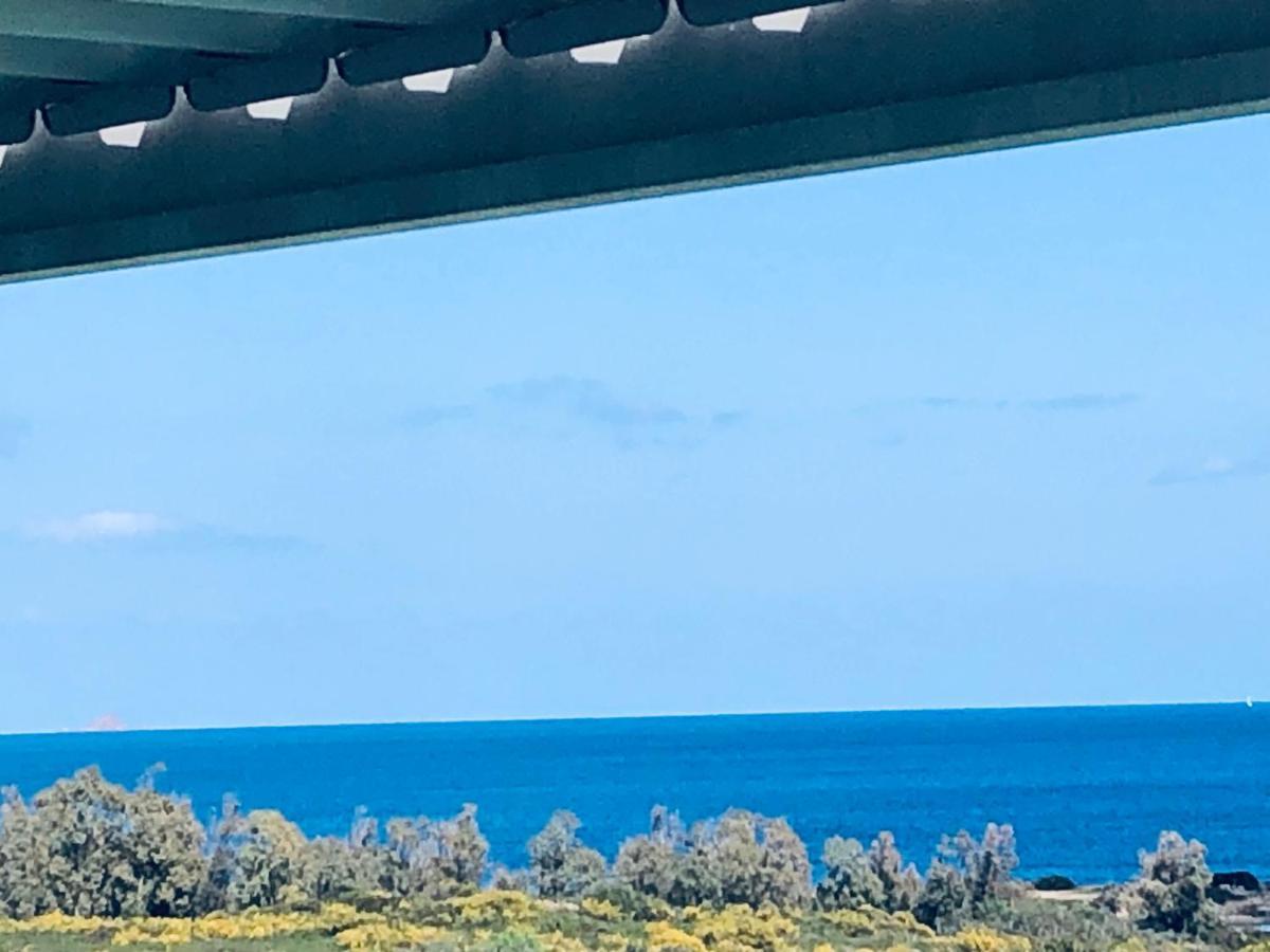 Villa Adel San Teodoro  Bagian luar foto
