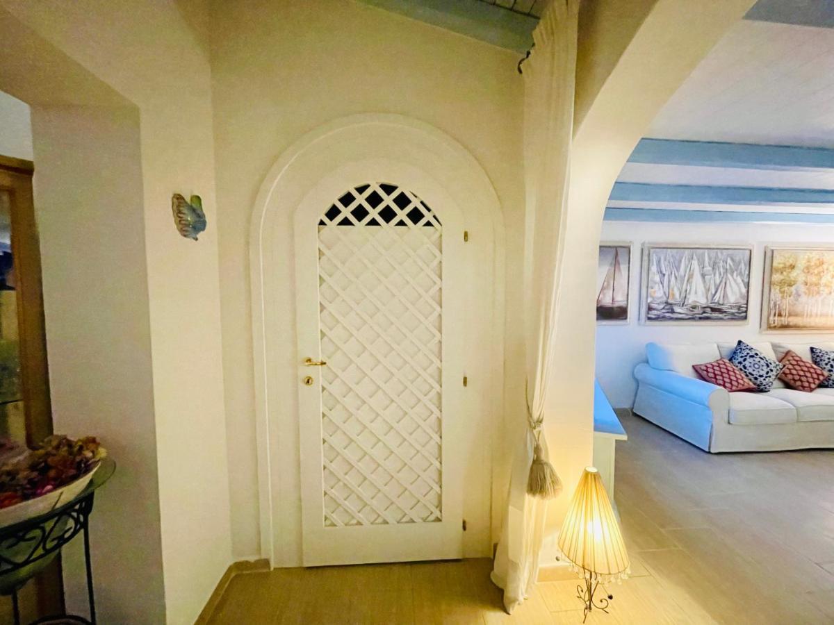 Villa Adel San Teodoro  Bagian luar foto