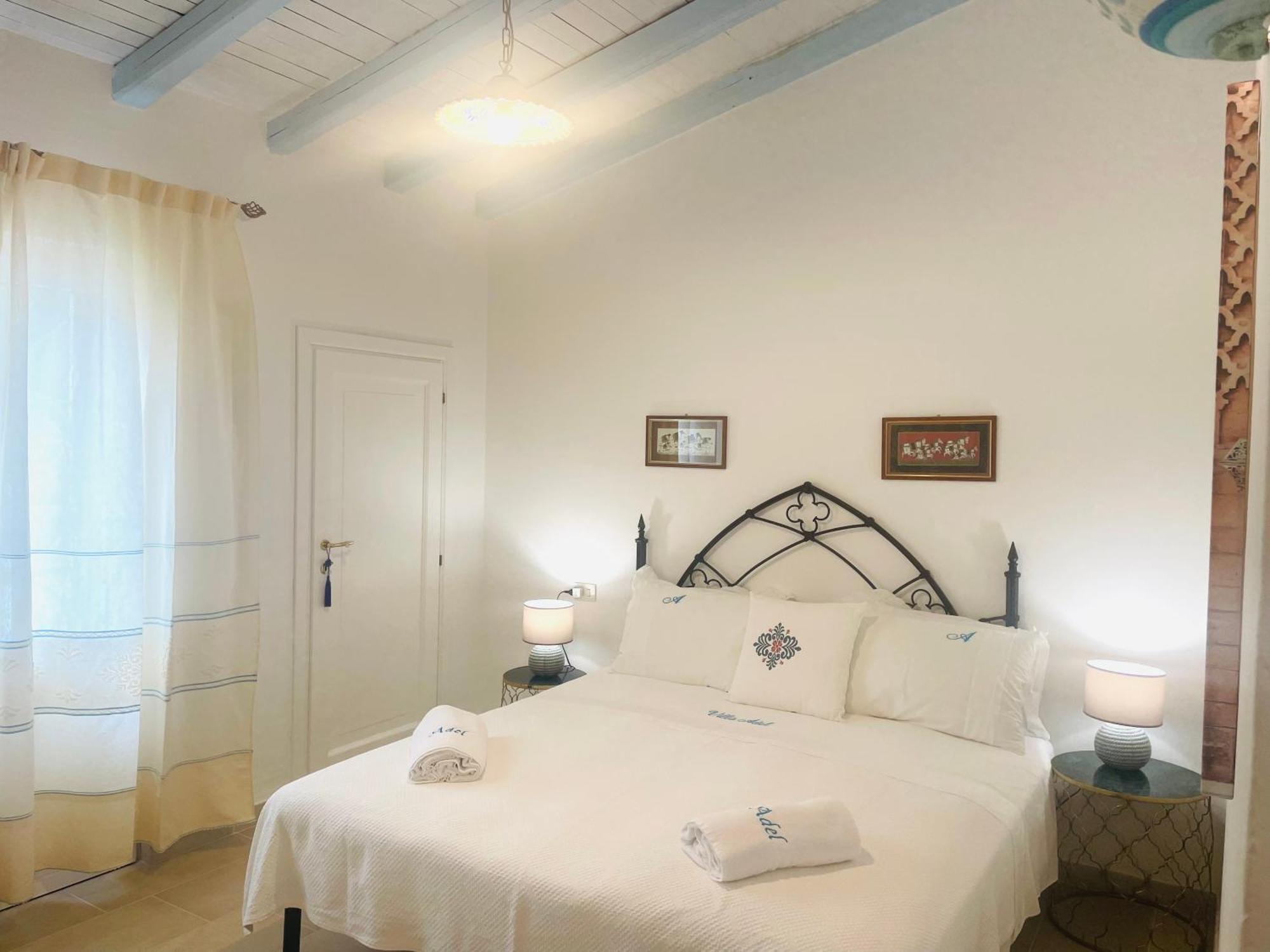 Villa Adel San Teodoro  Bagian luar foto